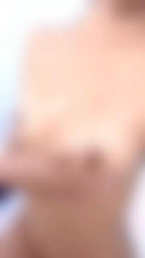 I'm full of oil for you daddy 😈🔞 by lilaagracee