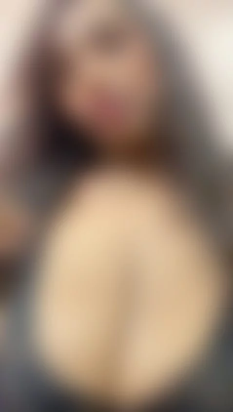 I wanna kiss u all around ur face by brownnbunnie