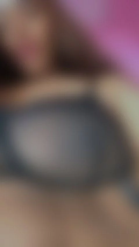 My titties ❤ by brownnbunnie