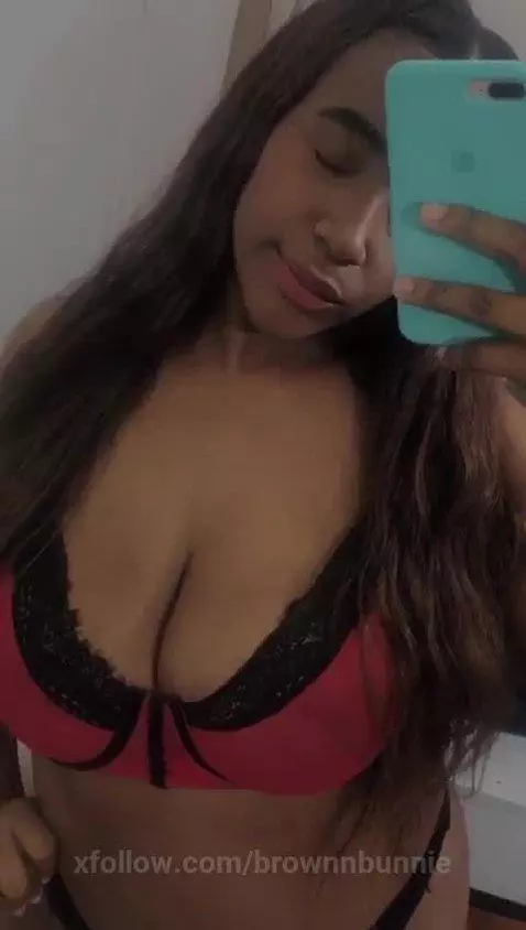 COME SUCK MY BIG TITS !! 😈🔞 by brownnbunnie