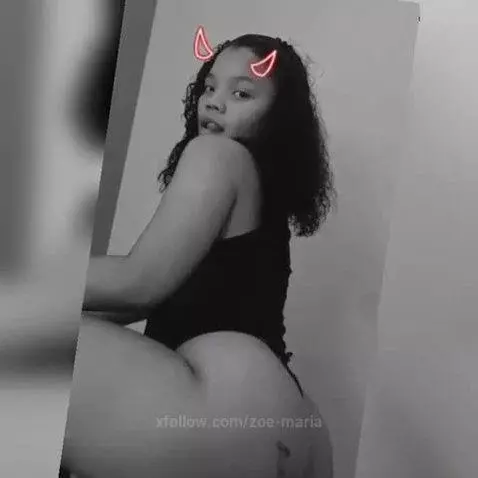 TE INVITO A MI SALA A HACER TRAVESURAS by zoe-maria