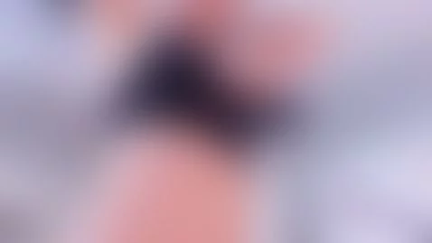 Online now by mia-lynx