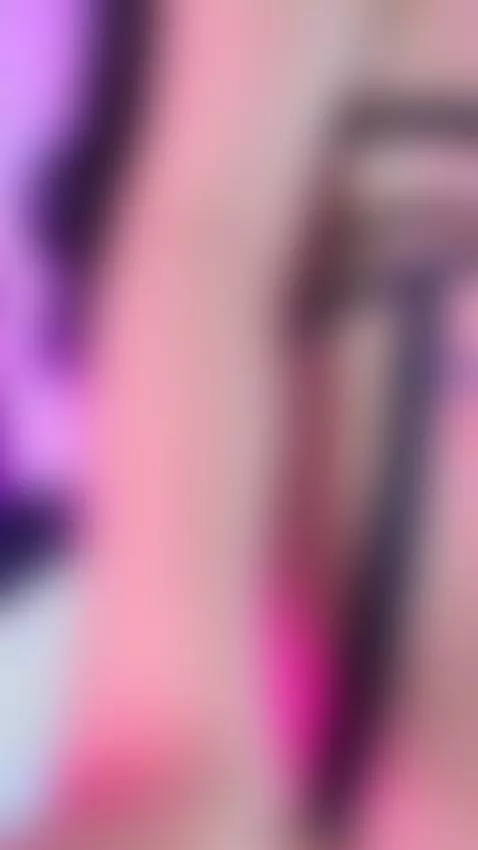 Dark eyes, goth vibes... by danna-scarlet