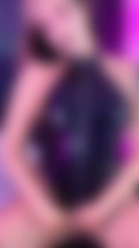 Dark vibes… pulling you closer. by danna-scarlet