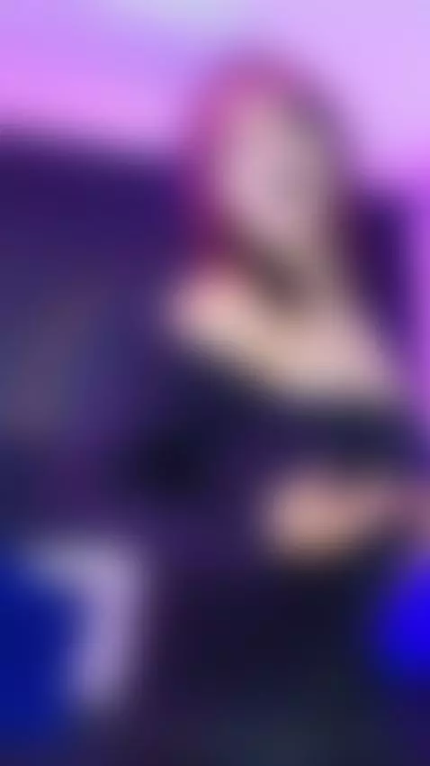 Goth energy… hard to resist by danna-scarlet