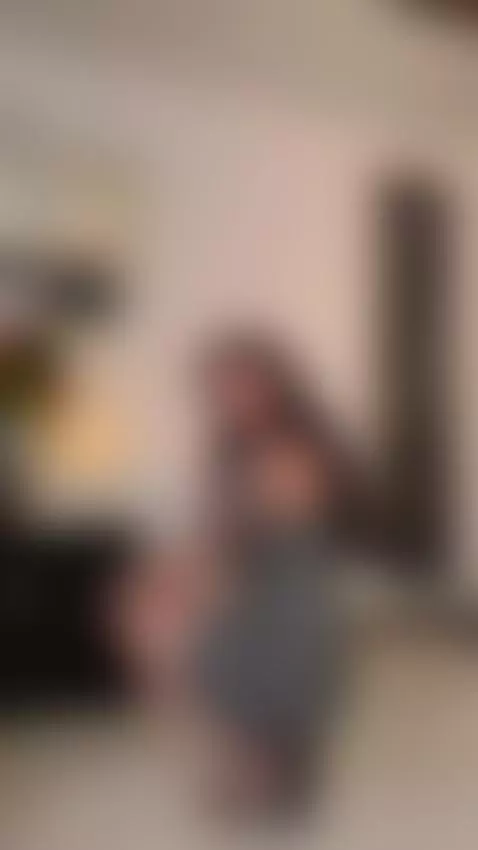 Have you ever had a friend that sends you nudes out of nowhe... by mandi4pole