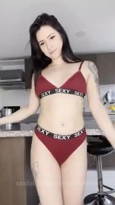 how big are my breasts, any guesses?  😈🔥 by mandi4pole