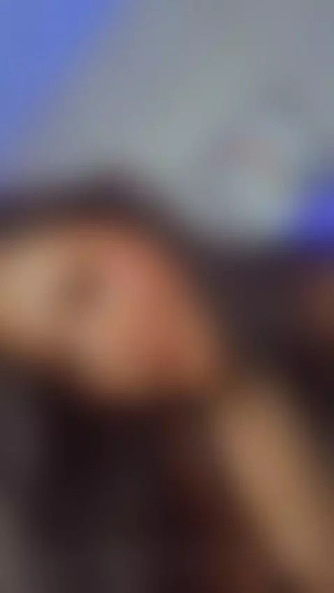 Deeper, baby… I want to feel your hunger 💋🔥 by amberr-gold