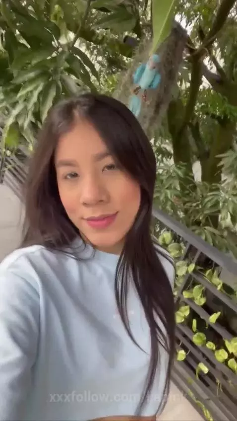 Thursday is here, and we’re getting closer to the weekend. L... by liapink