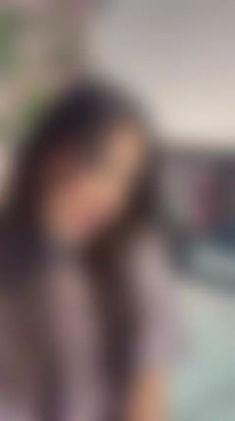 It’s Friday, and the weekend is just around the corner. by liapink