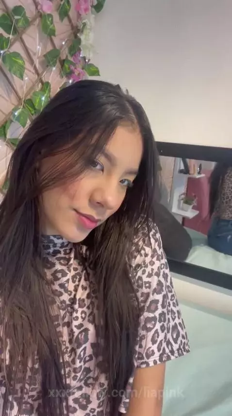 It’s Friday, and the weekend is just around the corner. by liapink