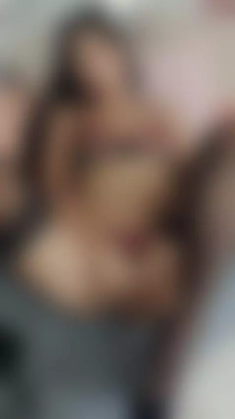 Today's agenda: fresh content for sale and exclusive treats ... by aron-alexa