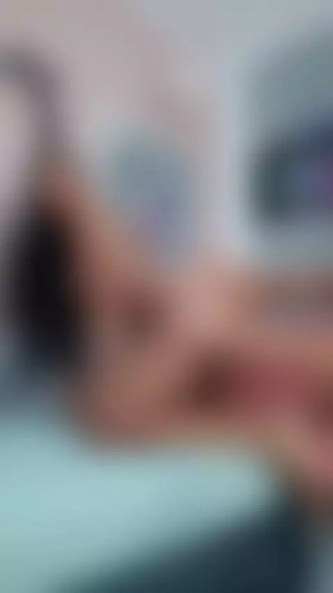 Hellooo Join my livestream and discover my Amazon wishlist! ... by aron-alexa