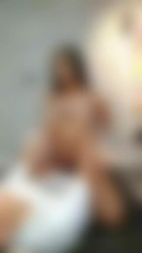 Hello love, I wish you a happy start to the week, I'm alread... by aron-alexa