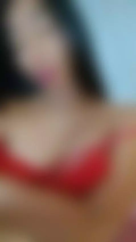 We’ve made it to midweek, and we’re so excited to share this... by aron-alexa