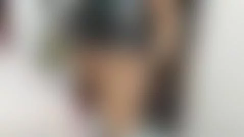 Hello I  am Zoe by zoe19