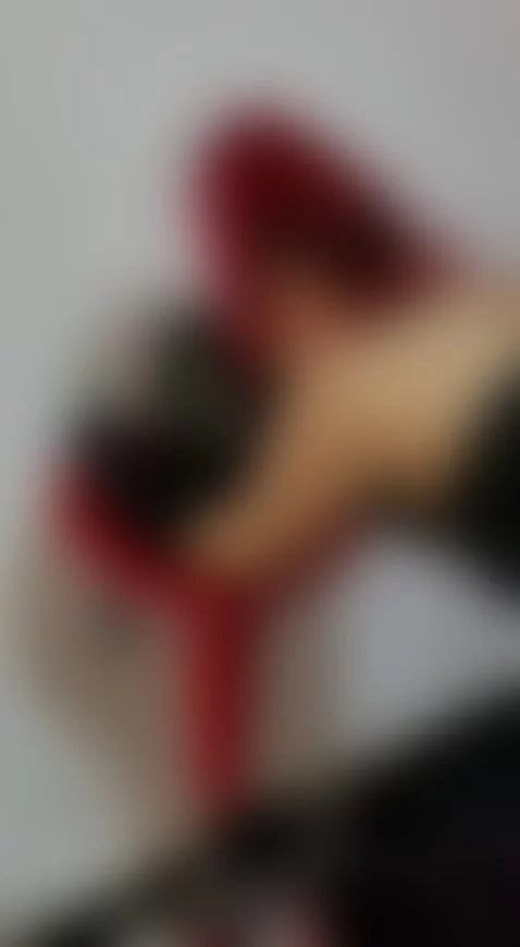 Eres mío y estarás a mis pies 😈😈😈😈 by ivannakozlov