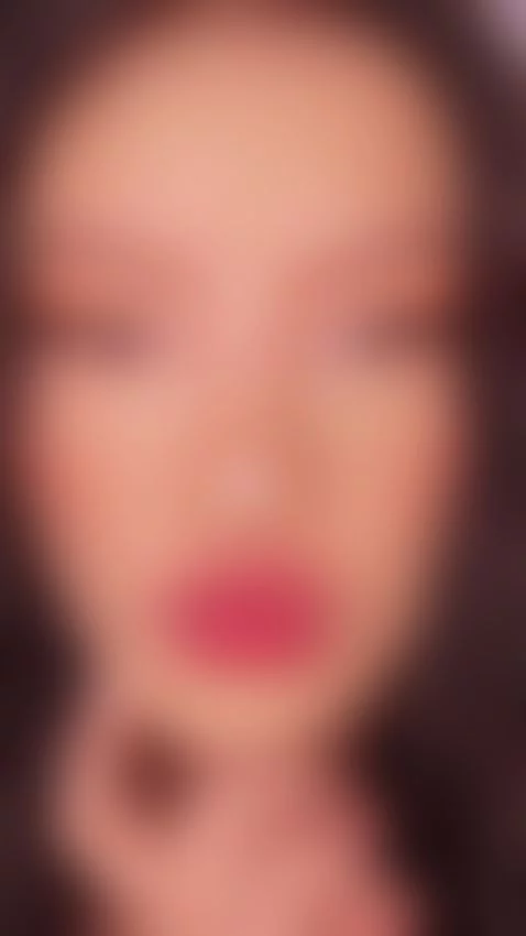 Hello!! by kendallgreyy