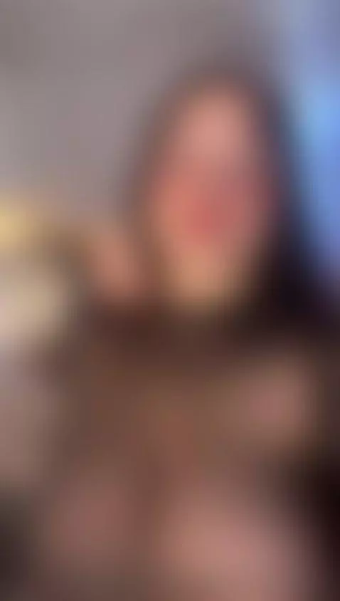 Me🍓 by rosse-barbara