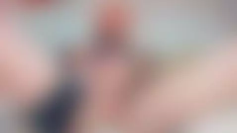 LATIN TS WITH BIGCOCK, MASTURBATE FAST by emilysaaenz