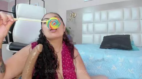 A delicious and sweet blowjob by evarogerss