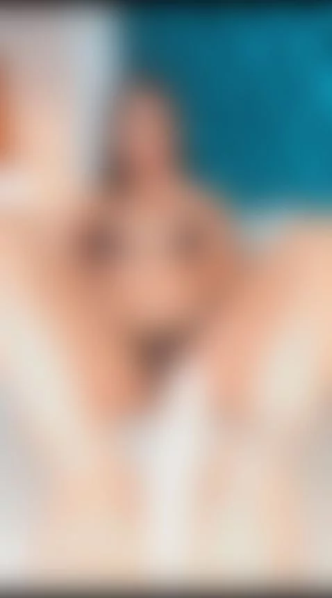 I masturbate you with my feet until you get your milk 🍆💦 by bonniemon