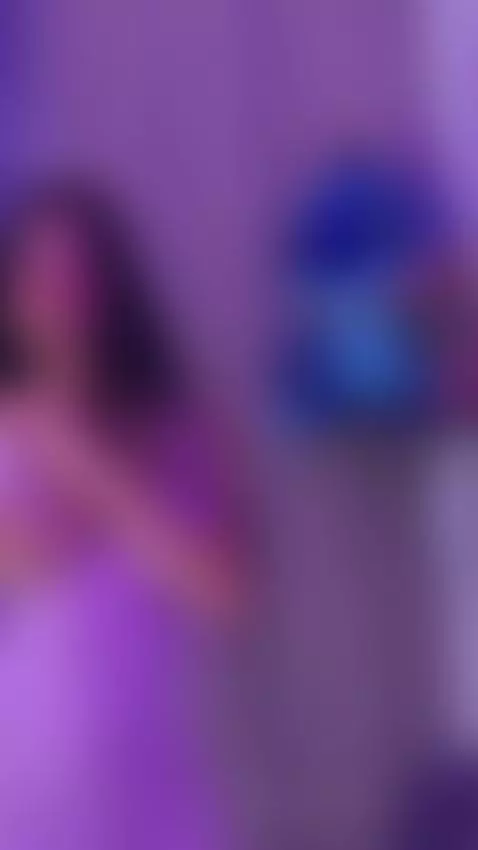 December is here, my beautiful loves… 🎄✨
The month of all th... by lissaawild