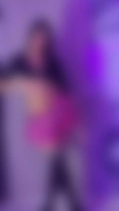 can I give you a kiss?😳💋 by lissaawild