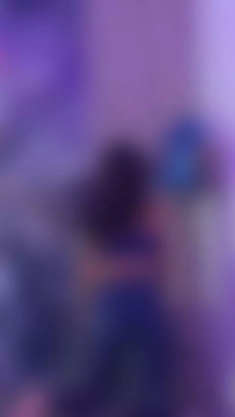 A little kiss for you love, so you can finish your week with... by lissaawild