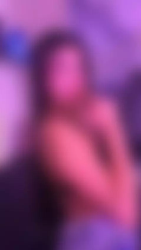 Happy Friday my precious! Kisses just for you! 😘 by lissaawild