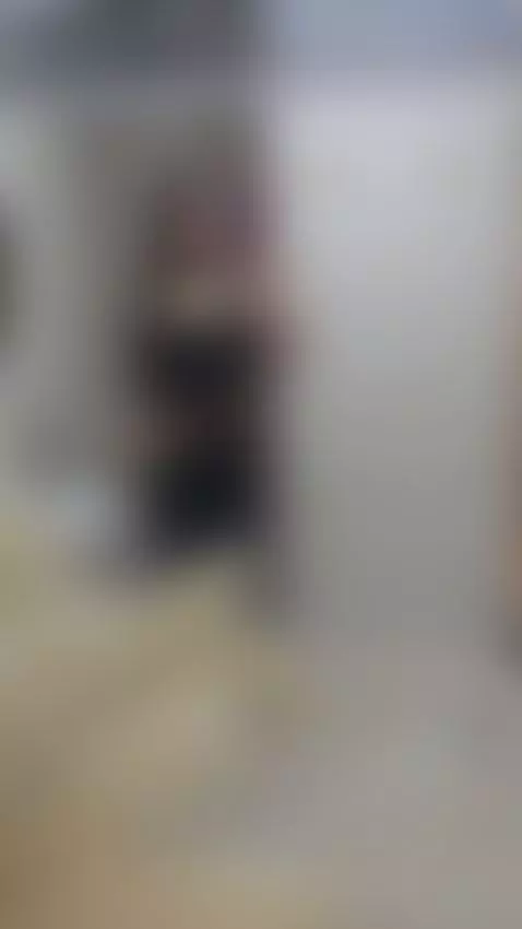 I’m online and all yours... for now. by lissaawild