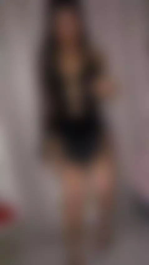 I can’t lie… you’ve been on my mind more than you should 😏💋 by lissaawild