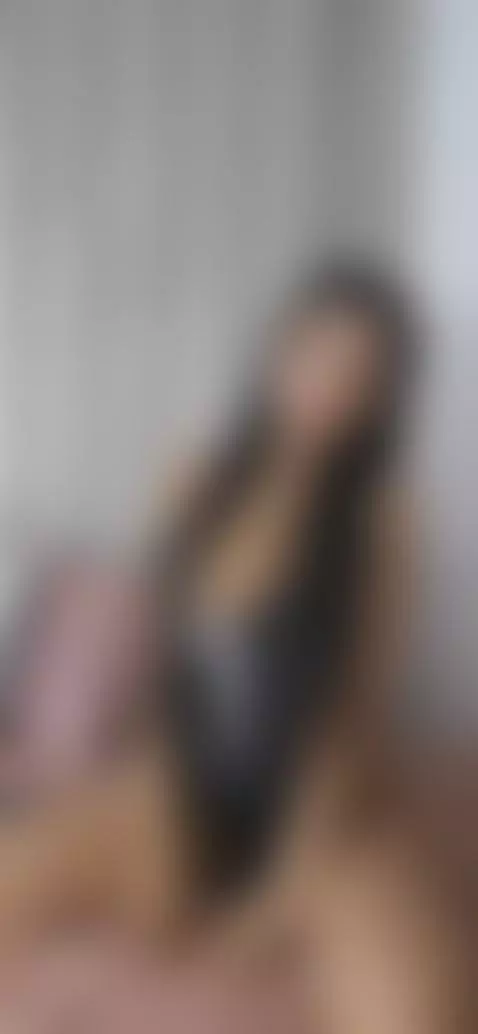 Hello cute mine, happy start to the week I wait for you 🍑 by lissaawild