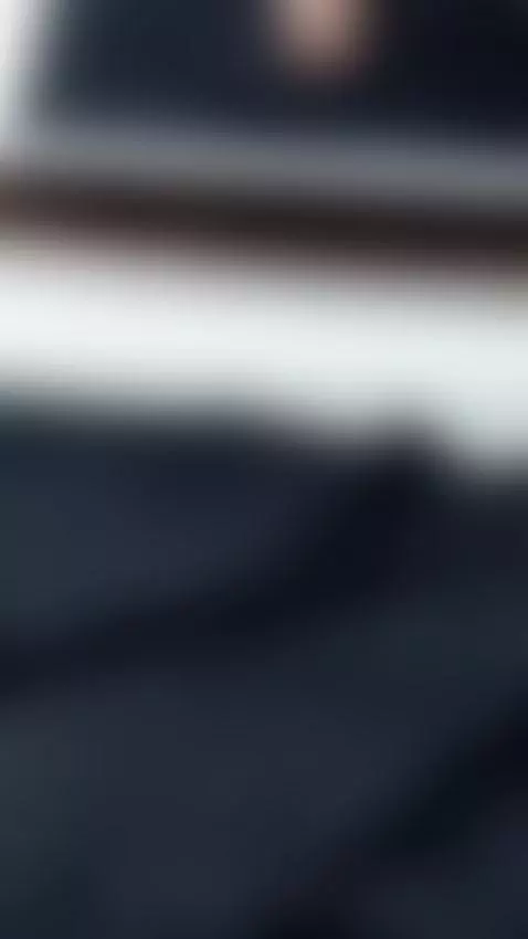 Do you like how I put oil on? by lissaawild