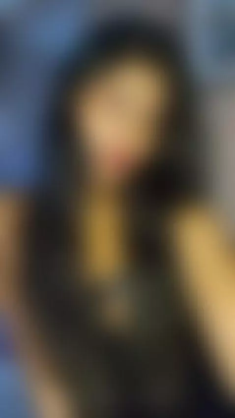 Your beautiful Lissa has arrived! by lissaawild