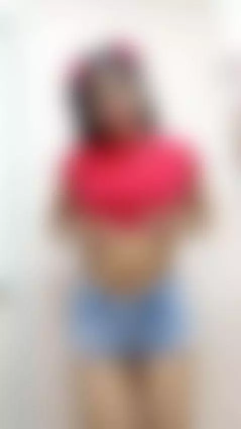 Good morning, lovely souls! Start your day right by treating... by lissaawild