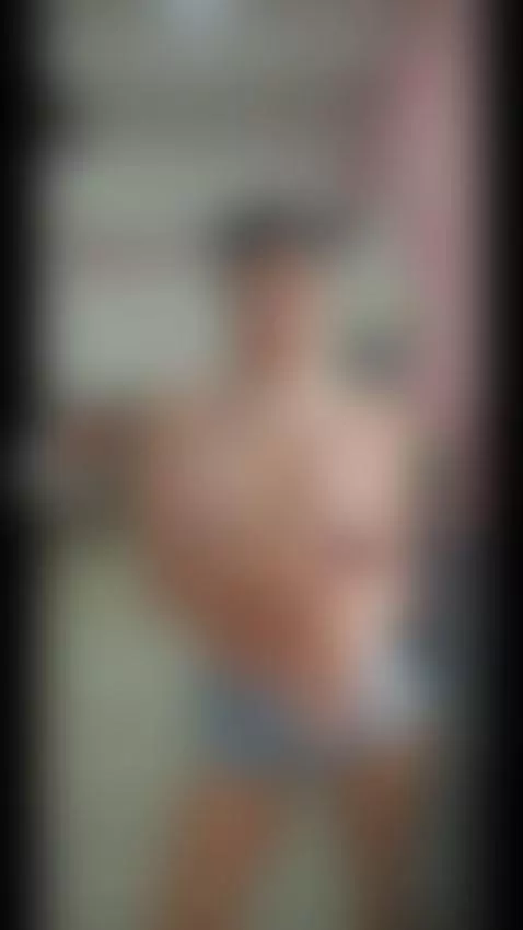 Do you like my glasses? by lissaawild