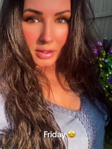 cougar, milf, brunette by thesophiascott