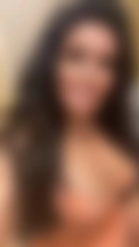 bigtits, ass, milf by thesophiascott