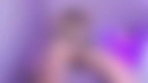 Do you want to spy a little under my skirt? by chloeferreira