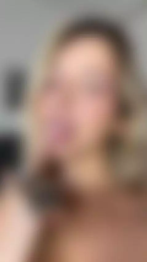 blonde, hottie, latina by onlymari13