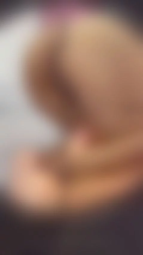 Do you like how I play the dildo? by moonlipson