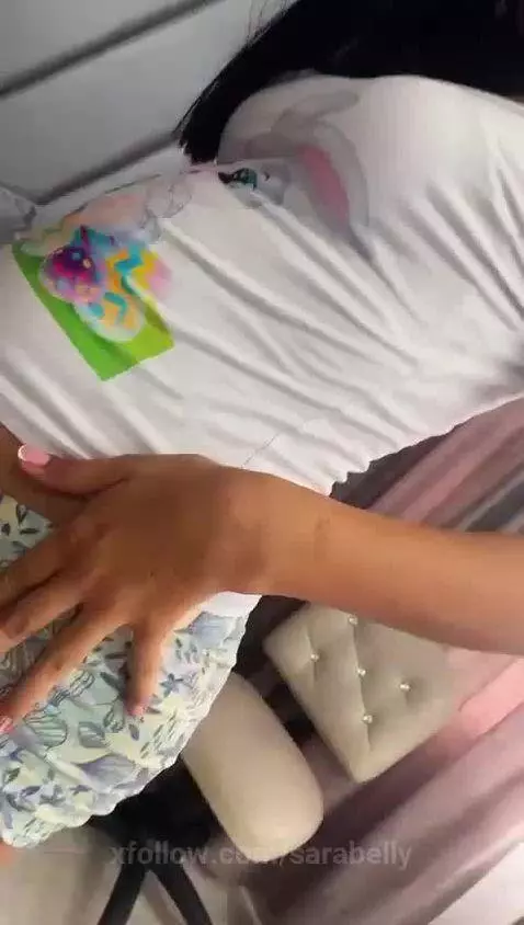 hello guys come ehre touch me by sarabelly