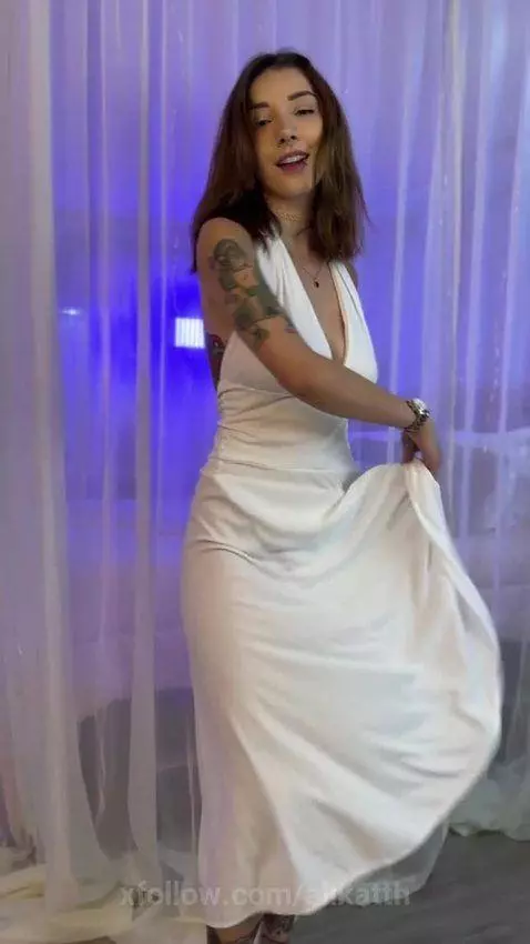 Like a Marilyn Monroe  or what? by alikatth