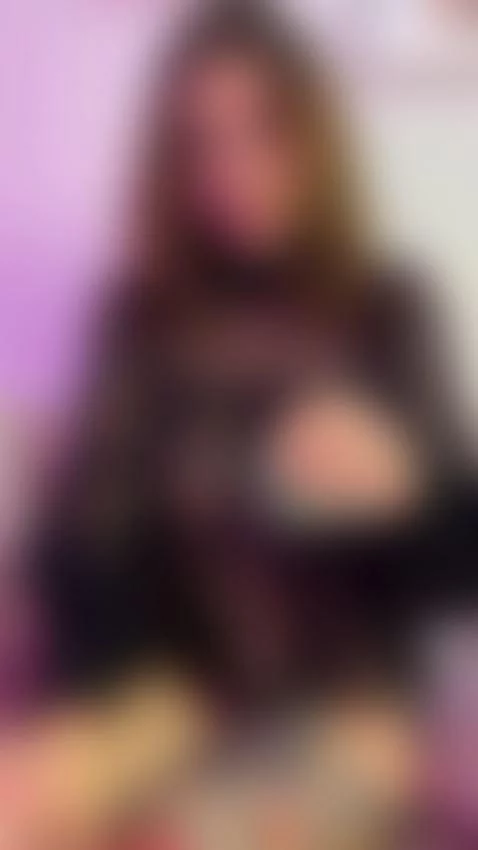 Surprise! 🔥 by alikatth