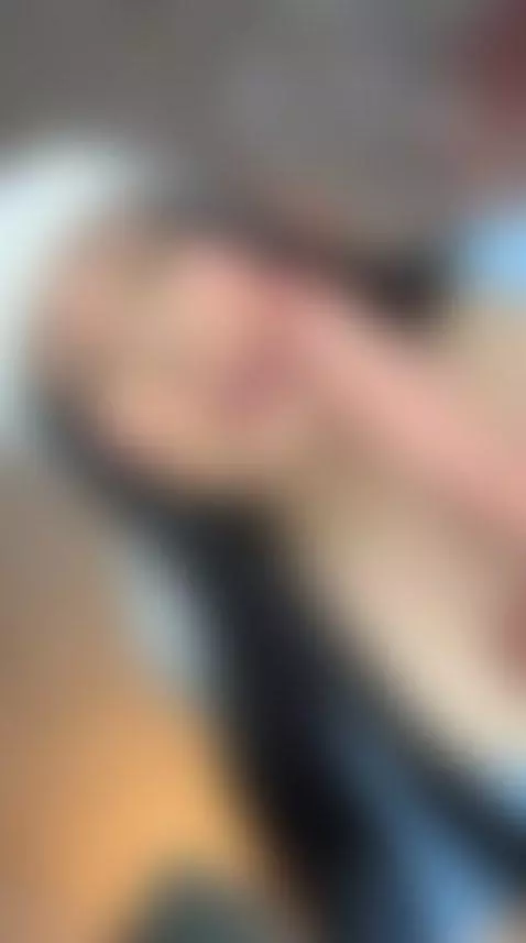 Choke on this cock 10 seconds? u want to watch , let visit m... by liacox