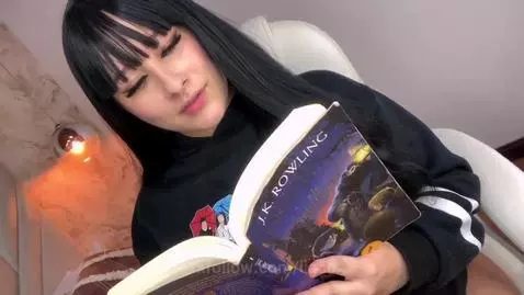 Oops... this is not what it looks like by liacox