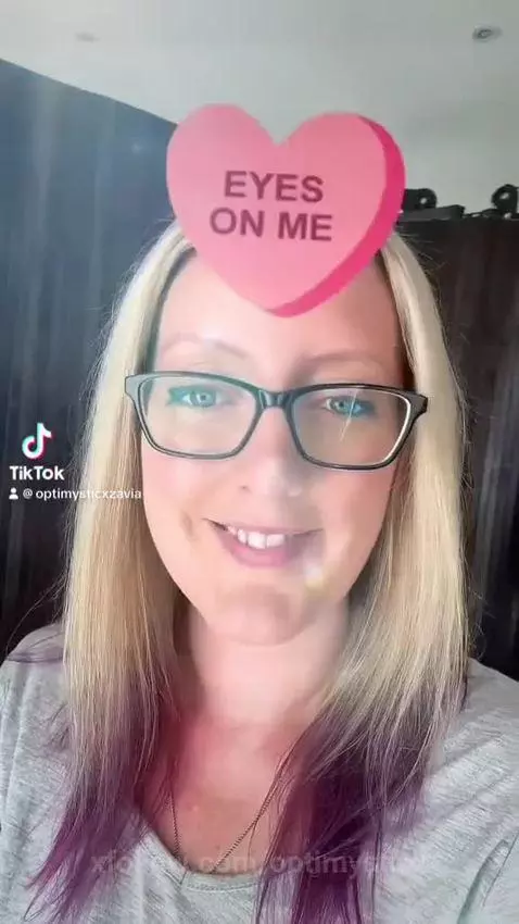 Yes I can 🤭 by optimysticx