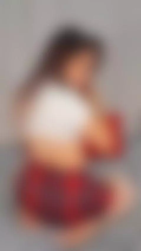 Temptation never looked so good.🥵🔥 by elizabethadams1