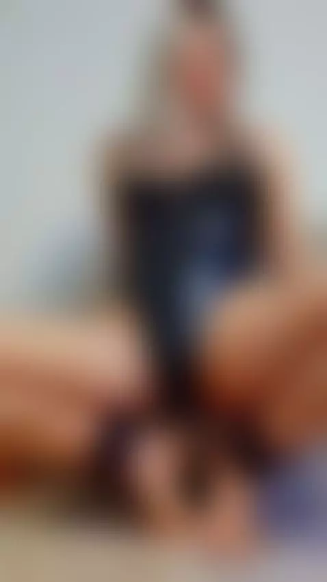 Come and enjoy this wet pussy  🍑🔥🔥 by elizabethadams1